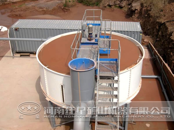 濃縮機(jī) 濃縮機(jī)