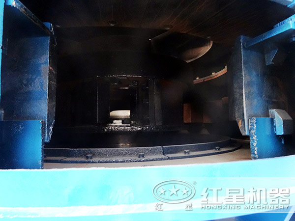 VSI7611制砂機(jī)內(nèi)部 VSI7611制砂機(jī)內(nèi)部