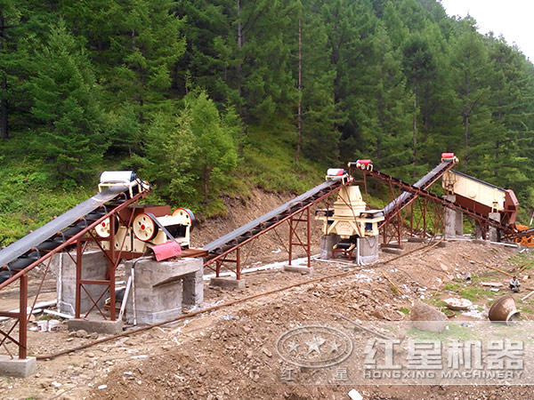 VSI離心沖擊制砂機(jī)生產(chǎn)現(xiàn)場