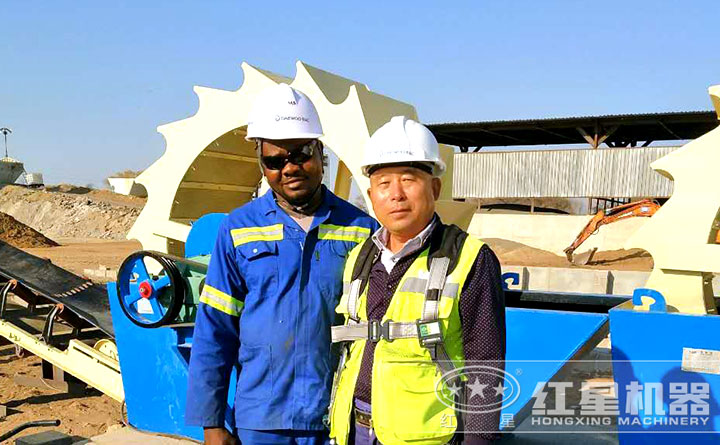 廠家對洗砂機安裝、調試現場 廠家對洗砂機安裝、調試現場