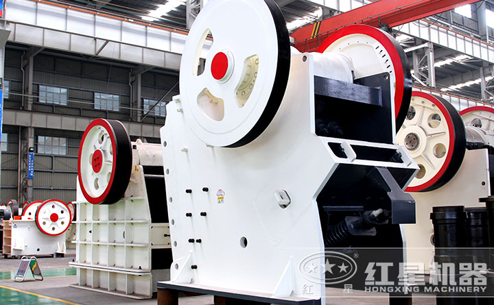 砂石破碎機(jī)局部特寫 砂石破碎機(jī)局部特寫