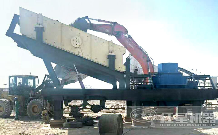 移動制砂機設(shè)備客戶現(xiàn)場
