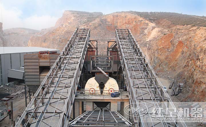 錘式破碎機客戶現(xiàn)場 錘式破碎機客戶現(xiàn)場