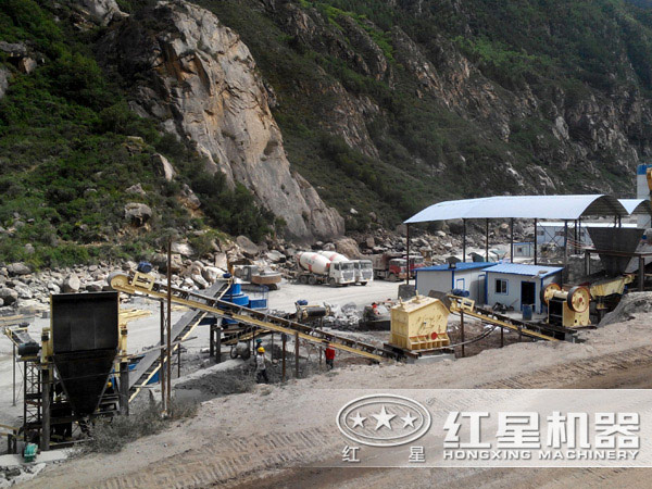 破碎現(xiàn)場(chǎng) 破碎現(xiàn)場(chǎng)