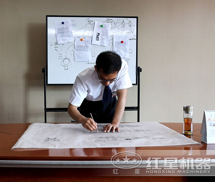 工程師為用戶量身定制專(zhuān)屬設(shè)備 工程師為用戶量身定制專(zhuān)屬設(shè)備