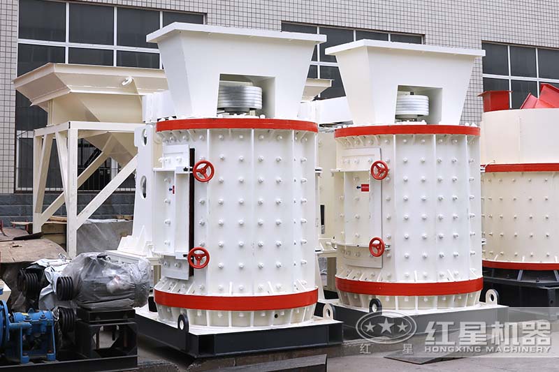 復(fù)合式破碎機設(shè)備實拍 復(fù)合式破碎機設(shè)備實拍