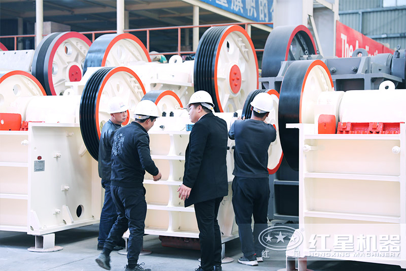 參觀紅星1060顎破廠區的用戶 參觀紅星1060顎破廠區的用戶