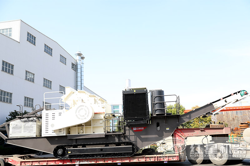 移動(dòng)高效細(xì)碎機(jī)設(shè)備實(shí)拍 移動(dòng)高效細(xì)碎機(jī)設(shè)備實(shí)拍
