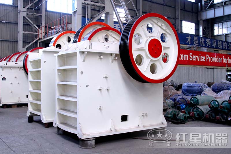 顎式破碎機(jī)設(shè)備實(shí)拍圖 顎式破碎機(jī)設(shè)備實(shí)拍圖