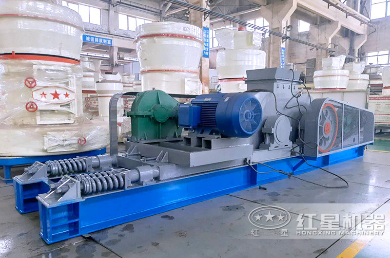 對(duì)輥式制砂機(jī) 對(duì)輥式制砂機(jī)