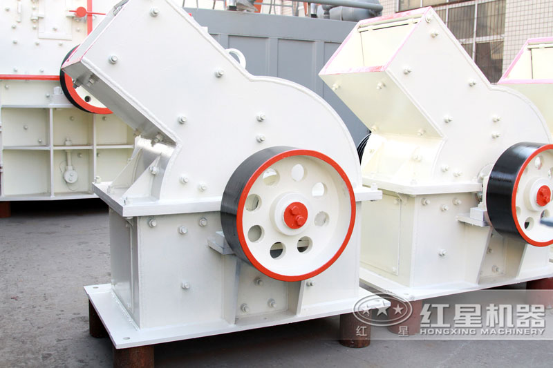 錘式破碎機(jī) 錘式破碎機(jī)